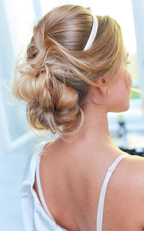 Easy Wedding Hairstyles: 27 Looks & FAQs For 2023